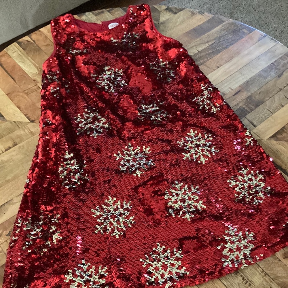 Beautiful sequin holiday dress. Girls L